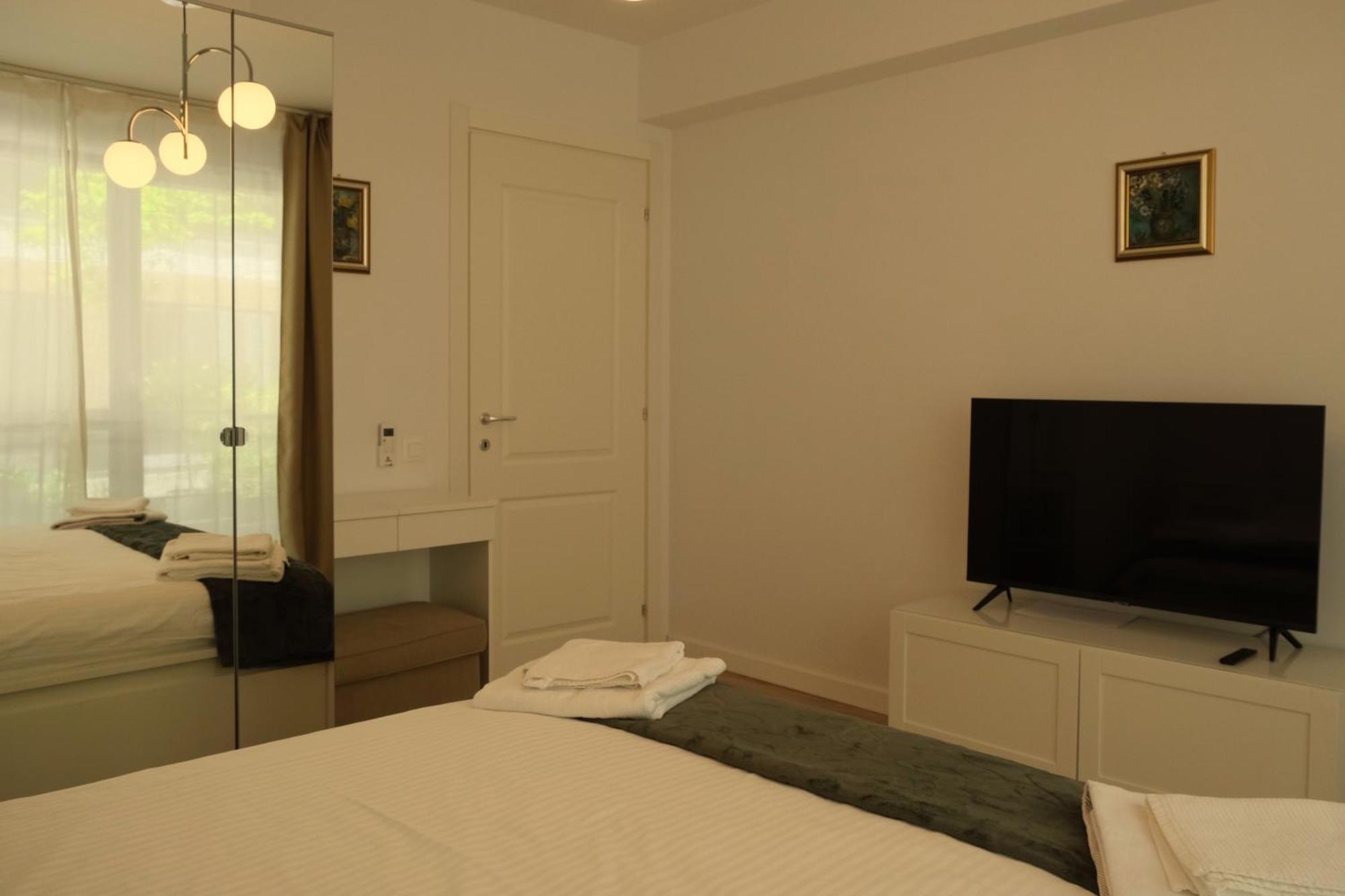 Bucharest Booking Apartments-Self Check-In Eksteriør billede